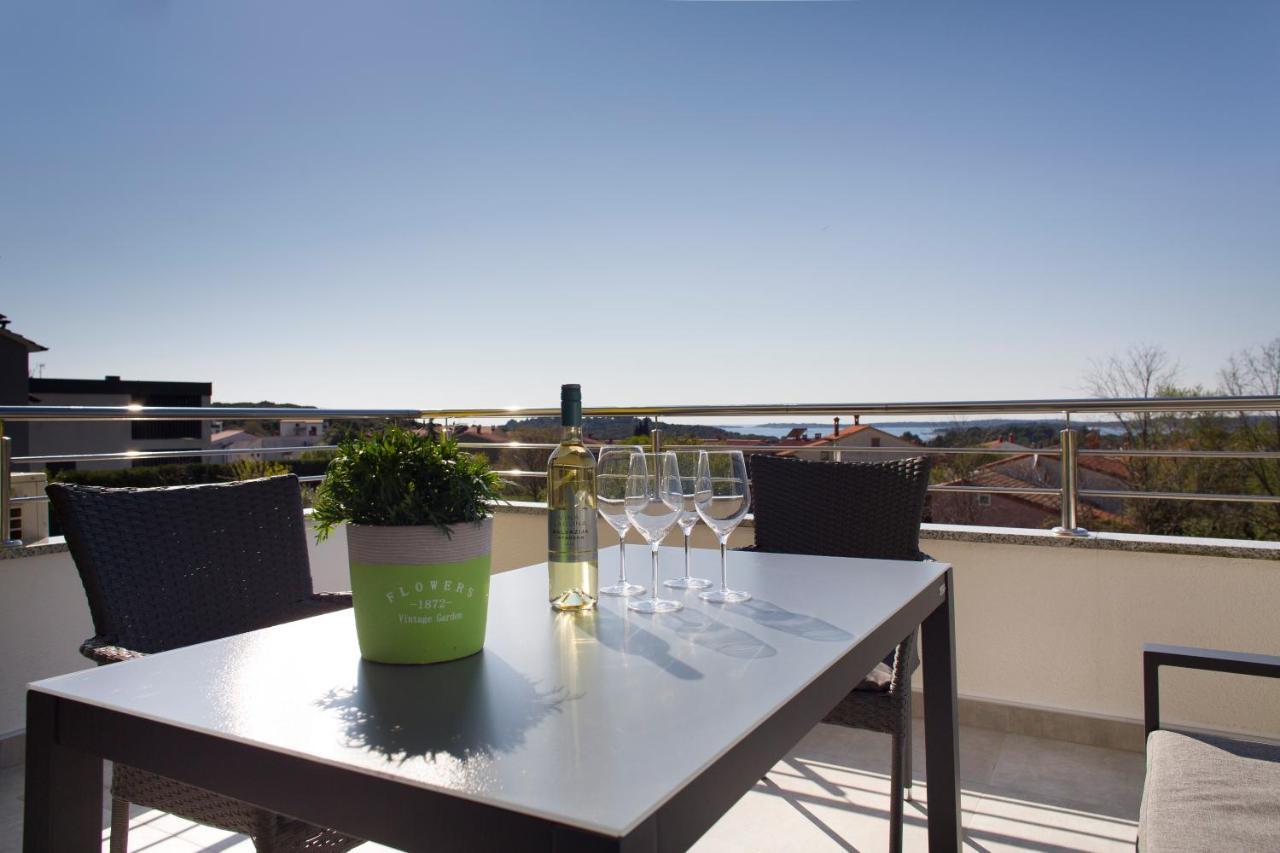 Apartment Marica Pula Exterior photo